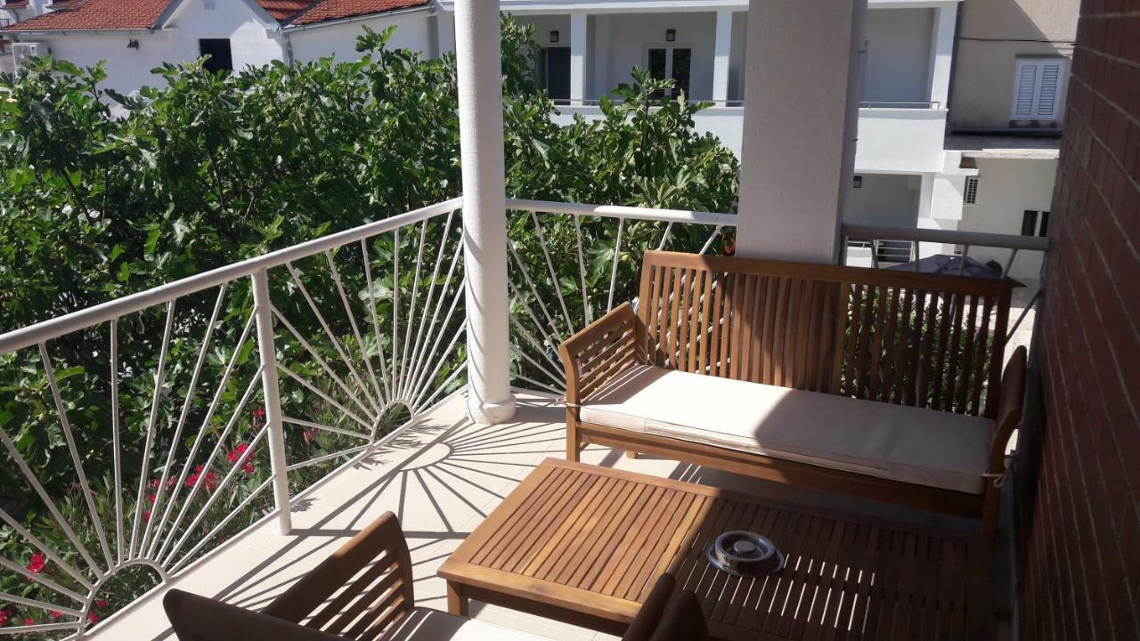 Stars Palace - Apartments And Rooms Jezera Εξωτερικό φωτογραφία