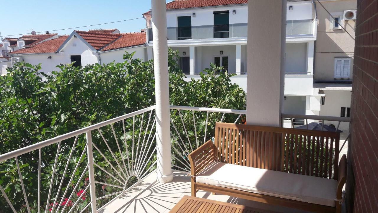 Stars Palace - Apartments And Rooms Jezera Εξωτερικό φωτογραφία