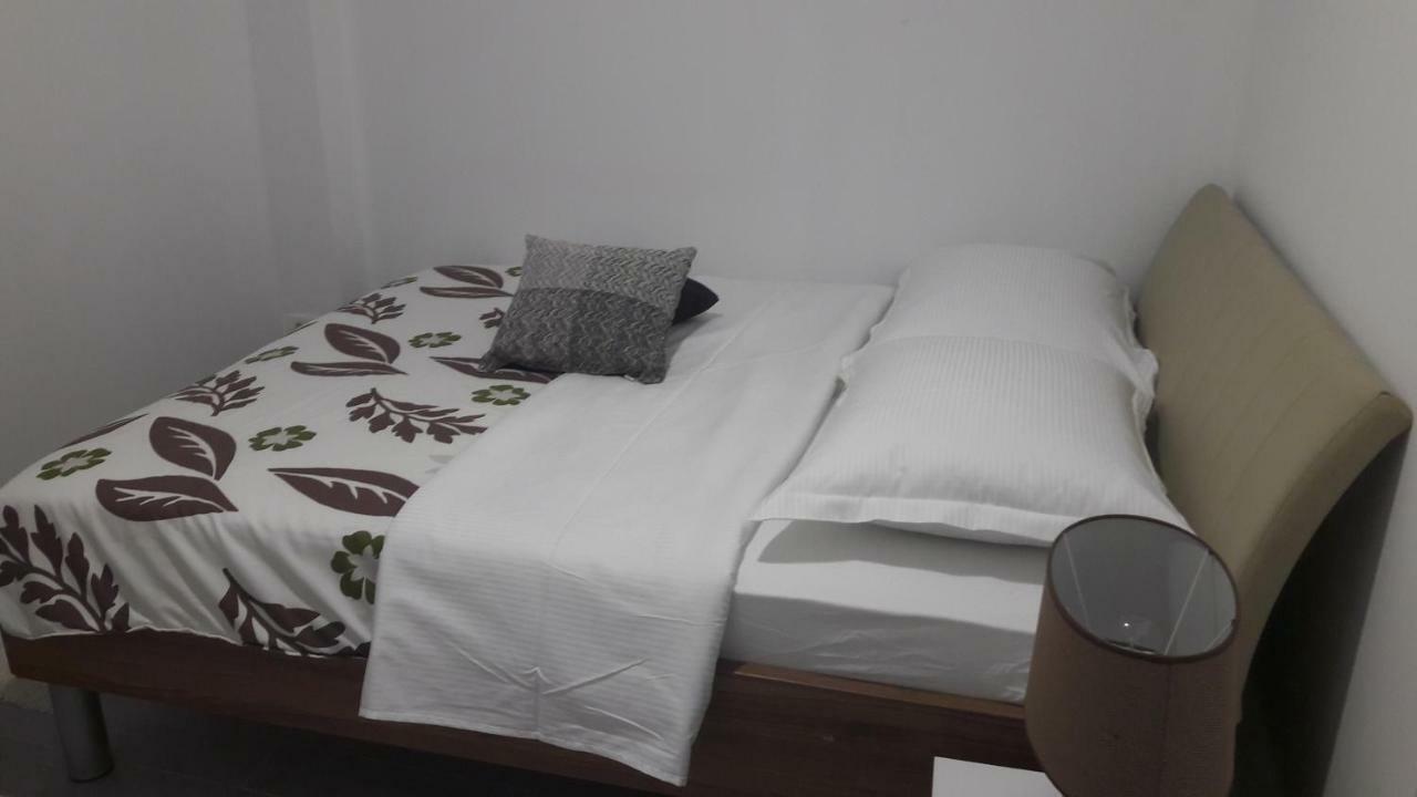 Stars Palace - Apartments And Rooms Jezera Εξωτερικό φωτογραφία