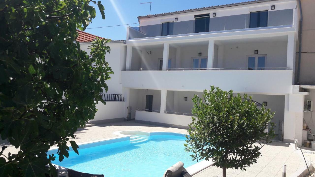 Stars Palace - Apartments And Rooms Jezera Εξωτερικό φωτογραφία