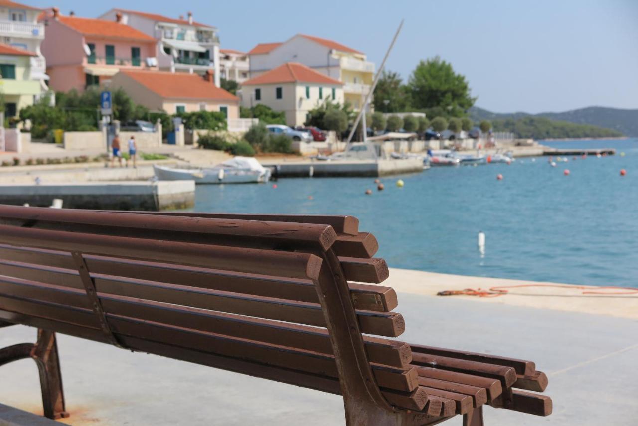Stars Palace - Apartments And Rooms Jezera Εξωτερικό φωτογραφία