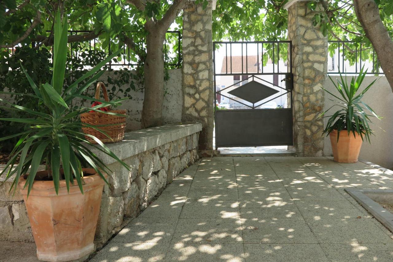 Stars Palace - Apartments And Rooms Jezera Εξωτερικό φωτογραφία